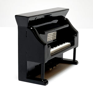 Upright Piano Model with Magnet